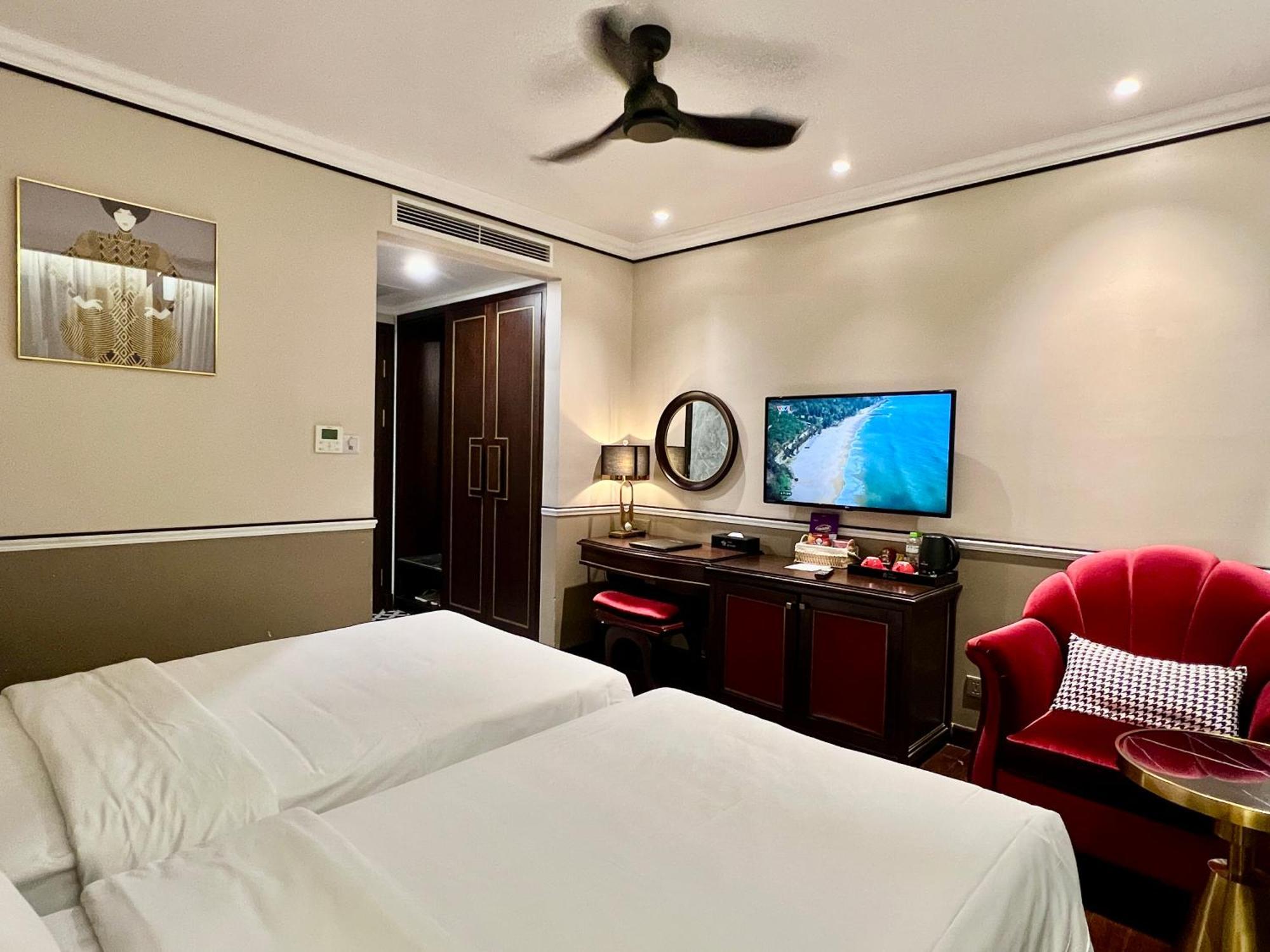 Hotel Du Monde Art Hanoi Exterior photo